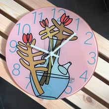 Load image into Gallery viewer, Wall Clock Carafe