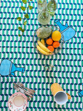 Load image into Gallery viewer, Table Cloth Carafe