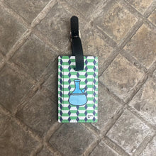 Load image into Gallery viewer, Luggage Tag Carafe