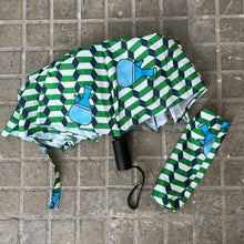 Load image into Gallery viewer, Umbrella Carafe