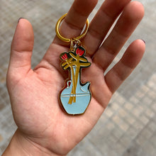 Load image into Gallery viewer, Keychain Carafe