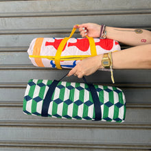 Load image into Gallery viewer, Picnic Blanket Carafe