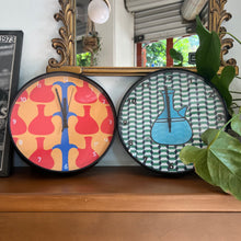 Load image into Gallery viewer, Wall Clock Carafe
