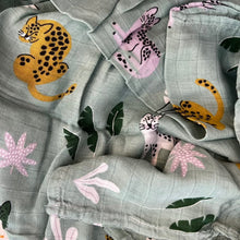 Load image into Gallery viewer, Blanket/Swaddle Mixed Designs