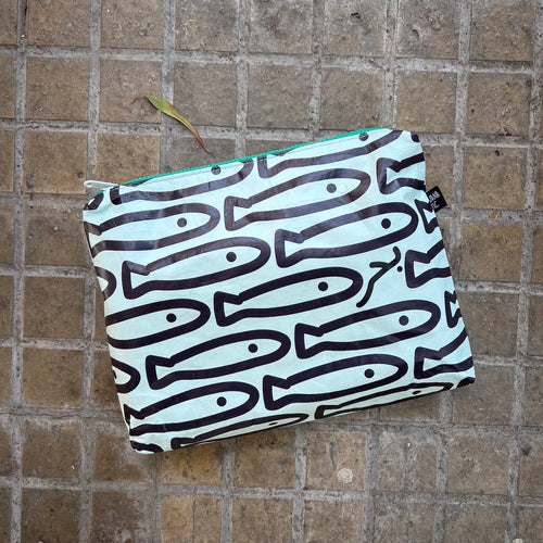 Very Big Pouch Samak (سمك)