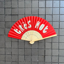Load image into Gallery viewer, Bamboo Hand Fan Très Hot
