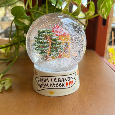 Snow Globe Beit Yellow (Yellow House)