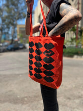 Load image into Gallery viewer, Tote Bag كيس (Kiss)