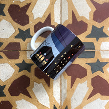 Load image into Gallery viewer, Mug Beirut Love