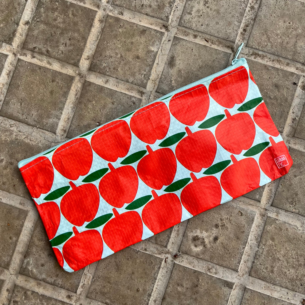 Pencil Case Teffeha (تفّاحة)