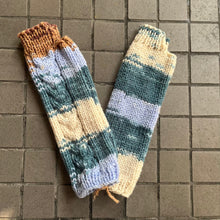 Load image into Gallery viewer, Wool Knit Fingerless Gloves